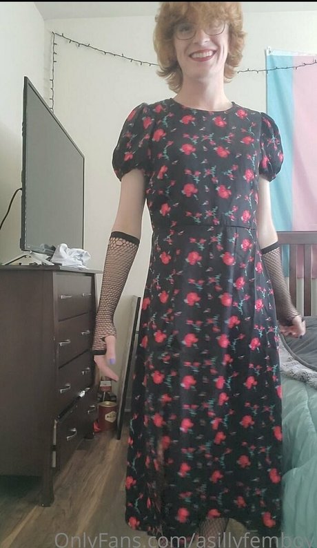 asillyfemboy belle actrice image