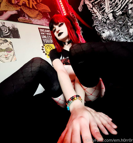 em h0rr0r nus star du porno img