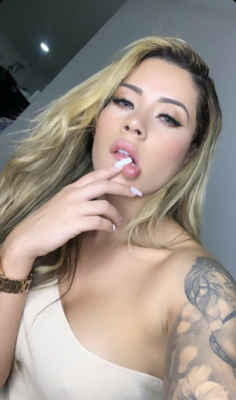 épouse maigre onlyfans art parfait images