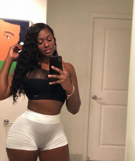 Babeth Lando actrice xxx collection