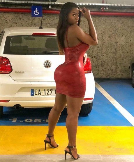 Babeth Lando actrice xxx des photos