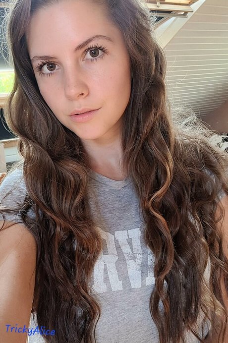 Trickyalice6 beau modèle img