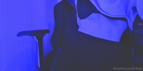 Fr3ddii actrice pornographique images