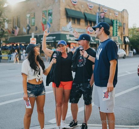 kenzieandroman actrice chaude galerie