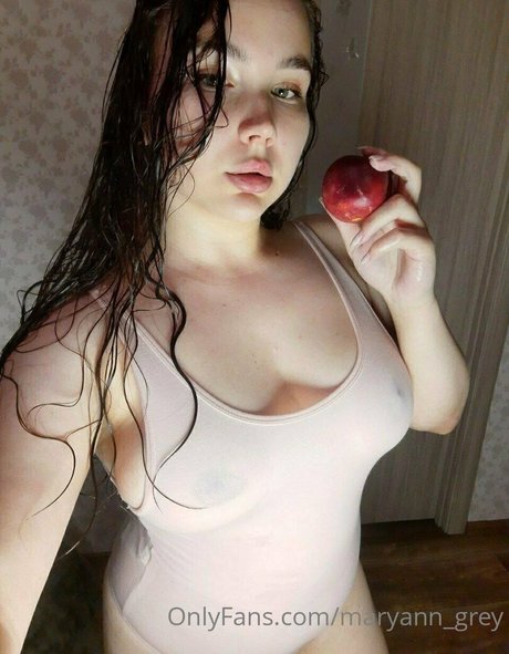 maryann grey modèle nu img
