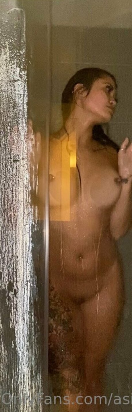 asiapolerina beau modèle img