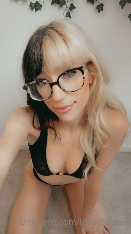 littleelladevil nus de stars du porno des photos