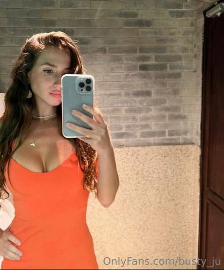 busty ju star du porno adulte galeries