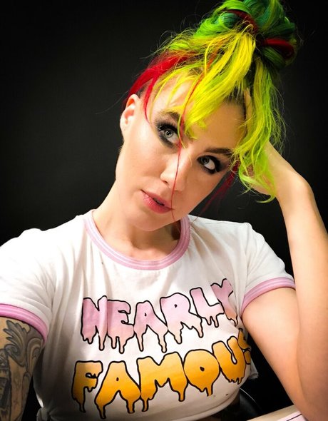 DanikaXIX modèle de sexe photos