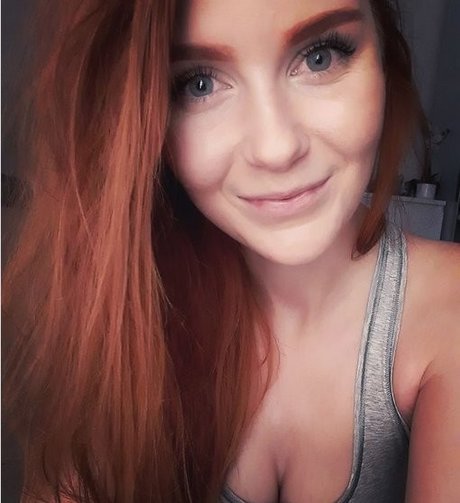 LittleBee sexe star du porno photos