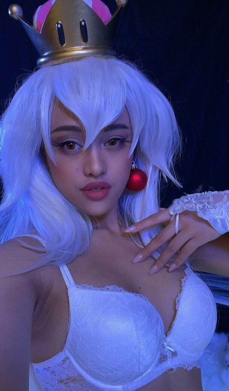 janaamari haut modèle des photos