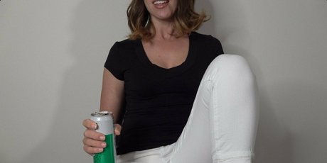 KSWifey actrice pornographique galerie