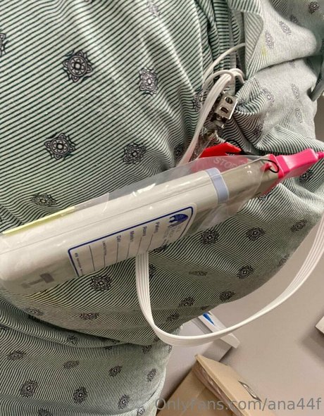 ana44f actrice chaude image