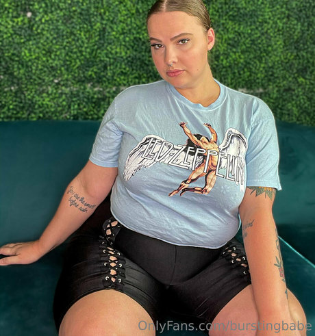 burstingbabe actrice libre collection