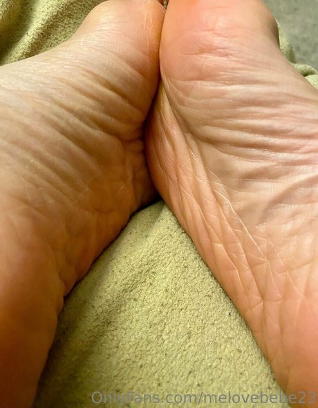 melovebebe23 modèle chaud image