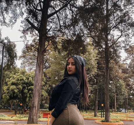 Danahe Vasquez modèle nu img