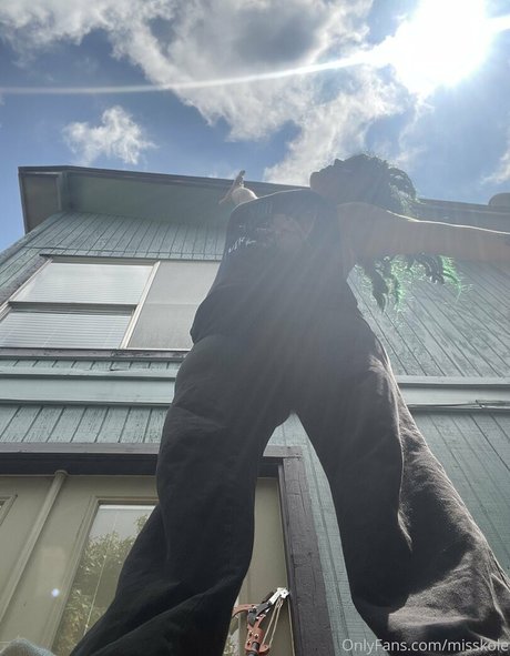 holykoley modèle de haute qualité archive