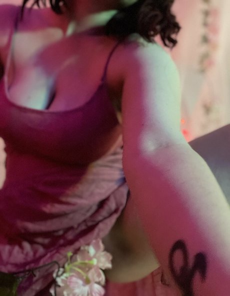 grosse chatte onlyfans belle haute qualité galerie