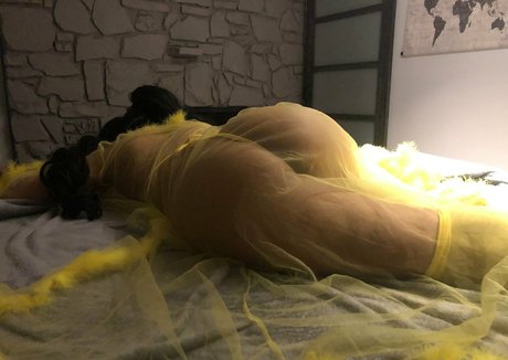 kat2wavvy belle actrice des photos