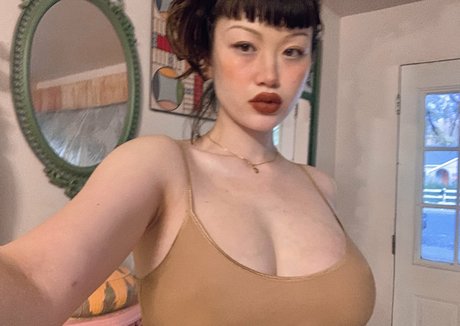 Amylouisev actrice adulte galeries