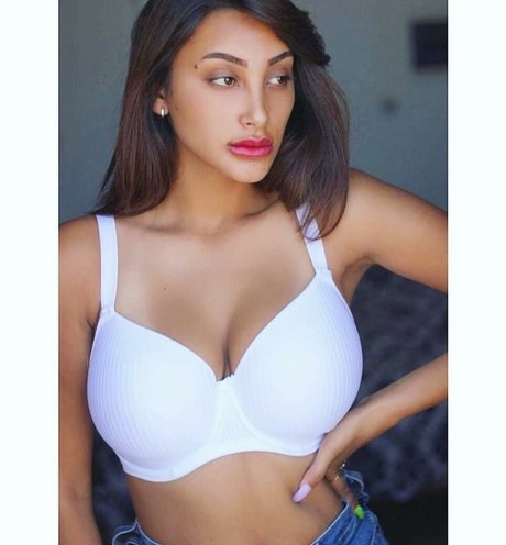 Chen Levi étoile magnifique des photos