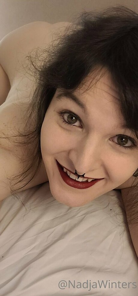 nadjawinters modèle joli archive