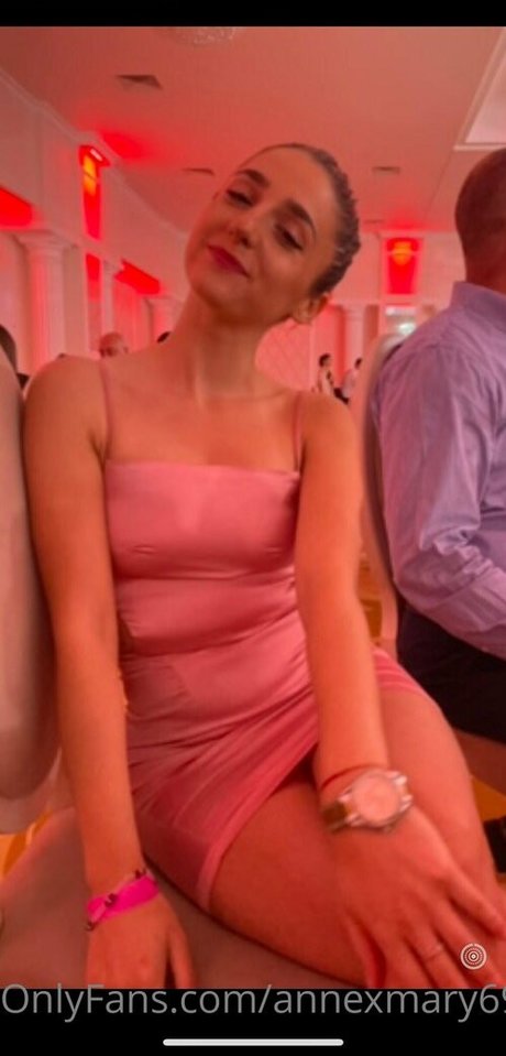 annexmary6918 sexe star des photos