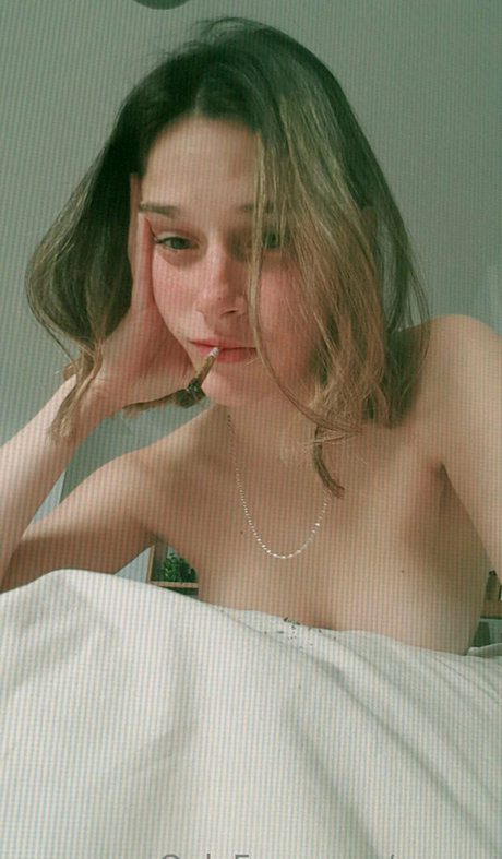 peqqq jolie star du porno photo