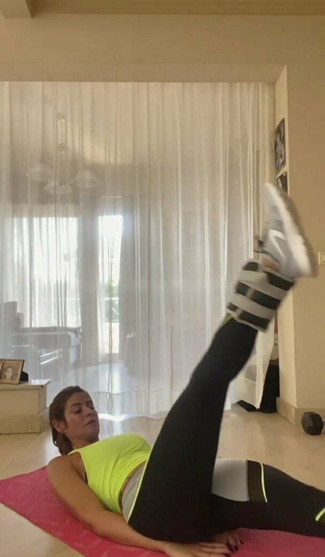 Heidy Karam modèle porno archive