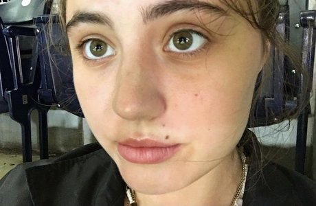 Lia Marie Johnson art modèle collection