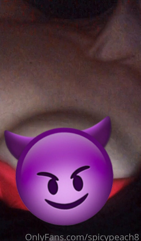 spicypeach8 actrice de nus image