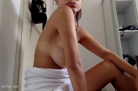 Hitomi Mochizuki modèle xxx photos