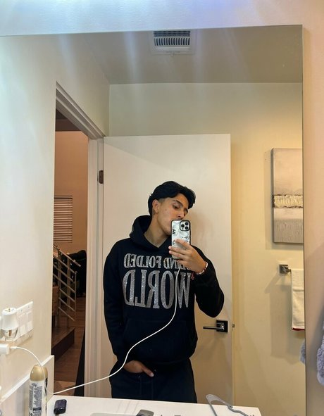 blessfour actrice libre des photos