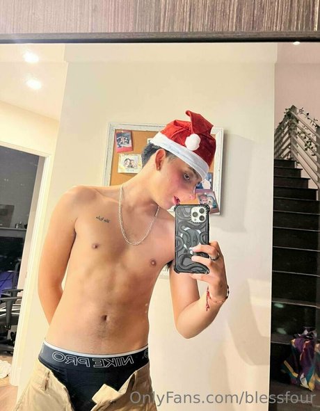 blessfour modèle gratuit image