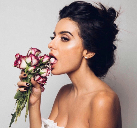 Mikaela Hoover star du porno parfaite archive