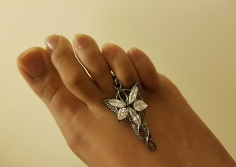 claratoes actrice chaude galerie