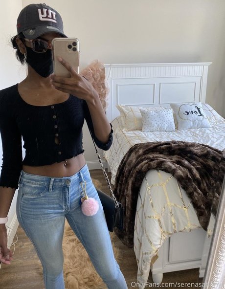 serenasahirnyc actrice de grande qualité des photos