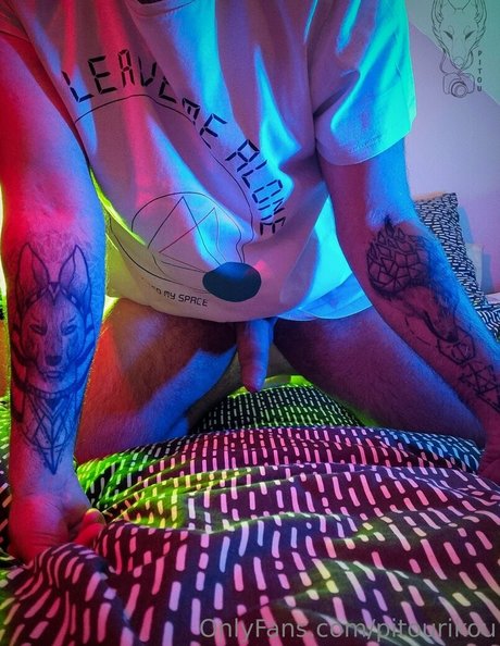 pitourikou modèle nu image