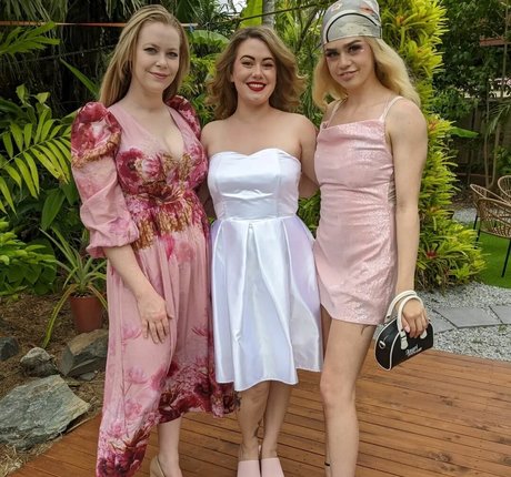 Tommi Terror actrice de sexe image