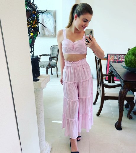 Sami Gayle étoile nue images