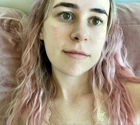 blonde transexuelle onlyfans gratuit parfait collection