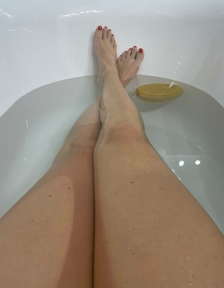 naturally naked freepage étoile images