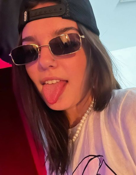 Radmila Maro étoile parfaite photos