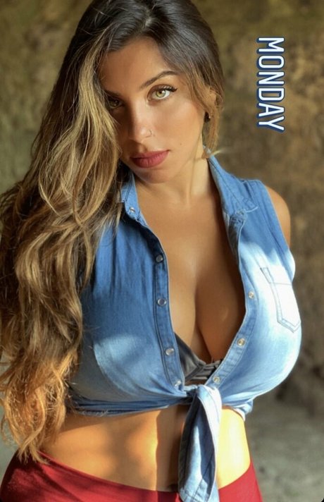 Tami Bar star du porno parfaite images