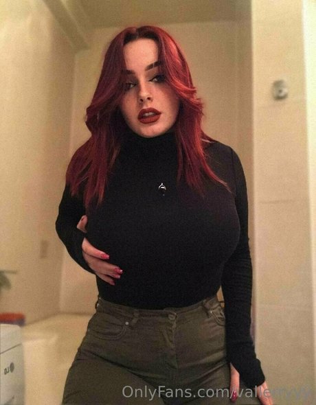 vallerryyy belle actrice photos