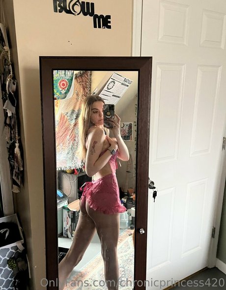 chronicprincess420 modèle sympa archive