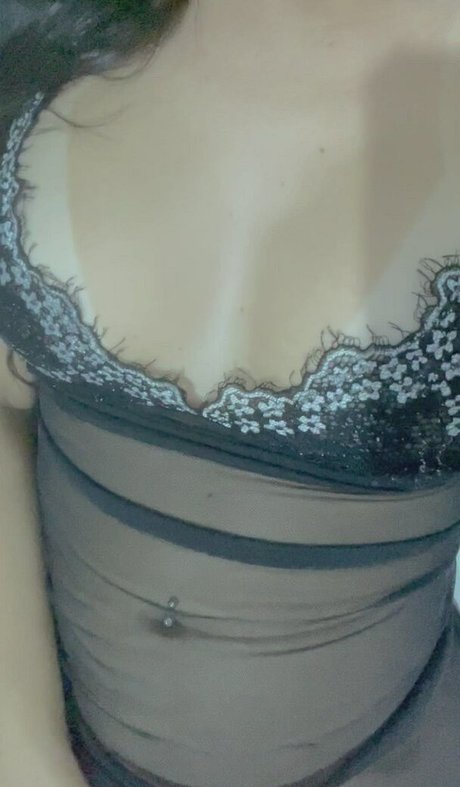 Livia Mendaluk actrice chaude collection