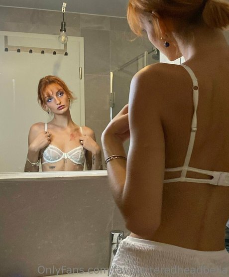 favouriteredheadbella étoile de haute qualité des photos