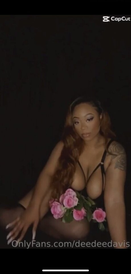 Dee Dee Davis modèle de haute qualité photo