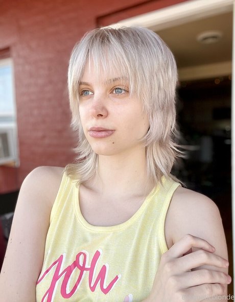 aquaticblonde étoile chaude archive